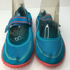 Speedo Medium Water Shoes Blue & Pink